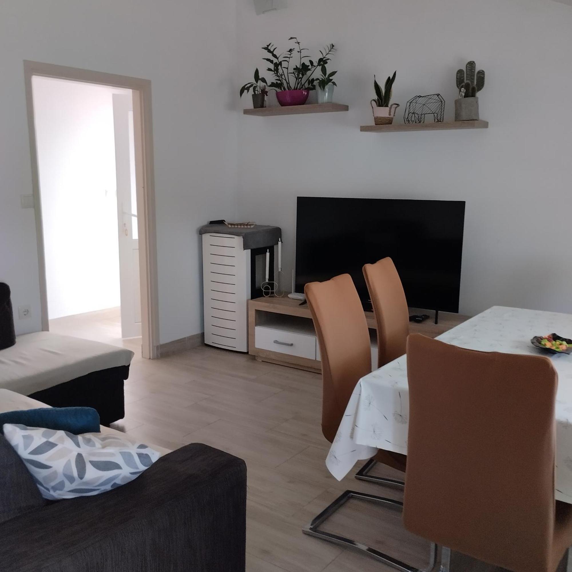 Apartmani Gero ロパール エクステリア 写真