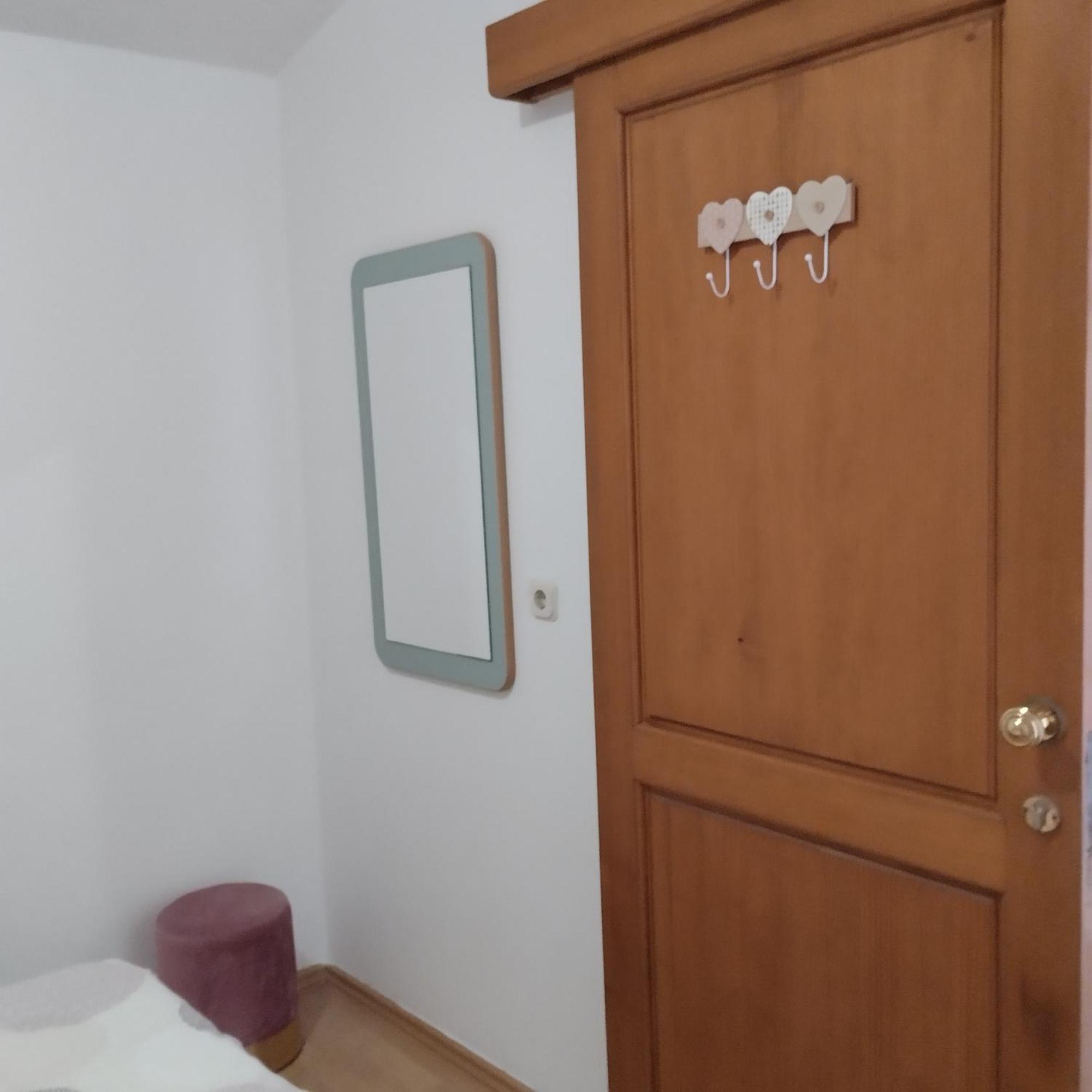 Apartmani Gero ロパール エクステリア 写真